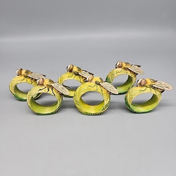 6 Vtg Bumblebee Bee Napkin Rings Holder Hand Carved Wood Light Delicate - Picture 1 of 4